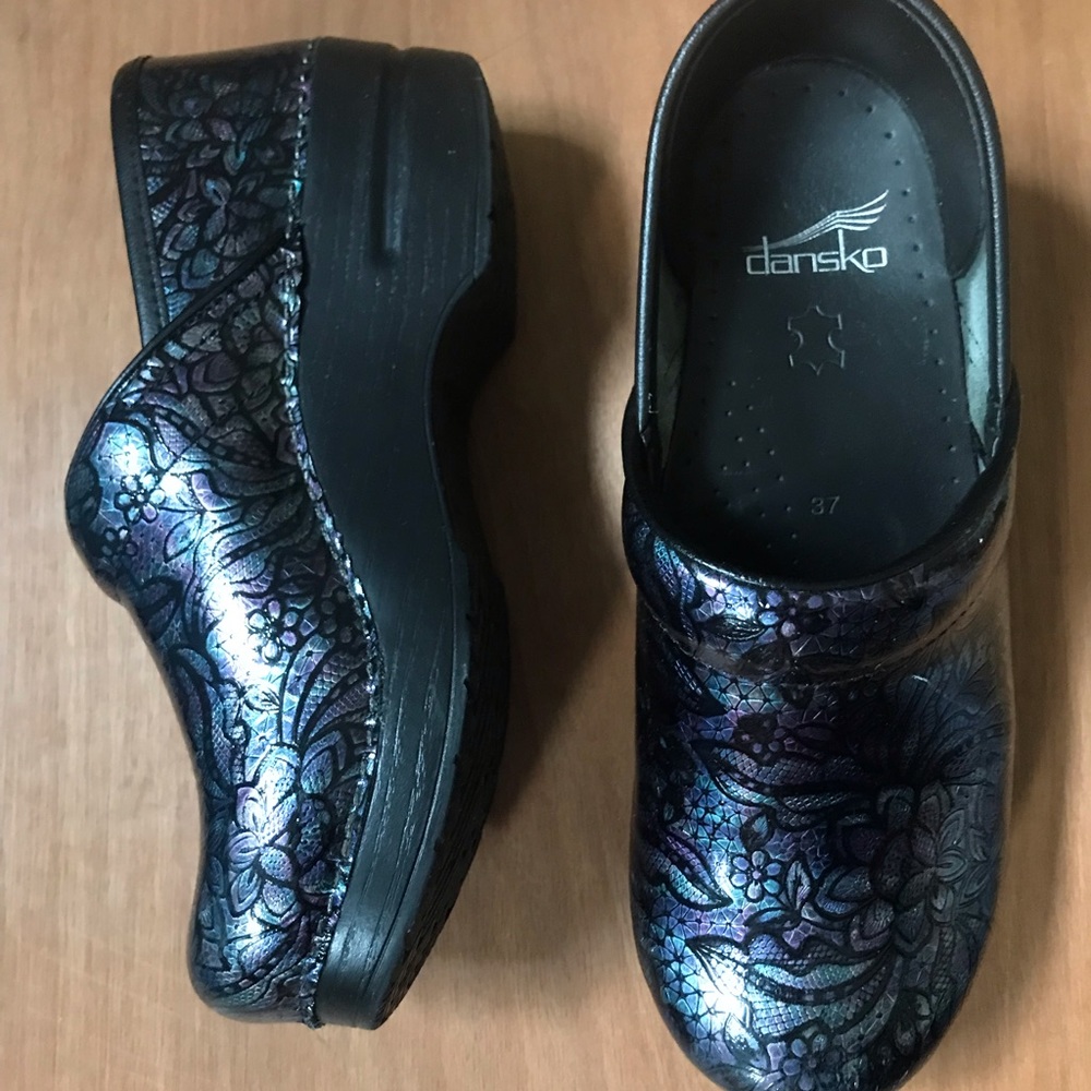 Dansko Size 7 Henna Floral Professional Shoes